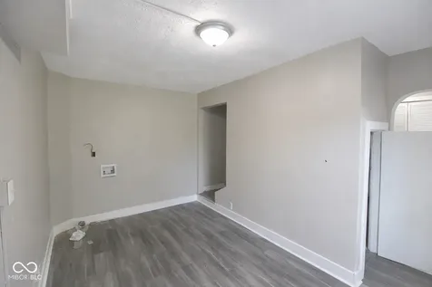2626 E Brookside Avenue Indianapolis IN 46218
