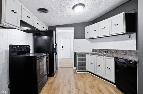 320 W Ash Street Jamestown IN 46147