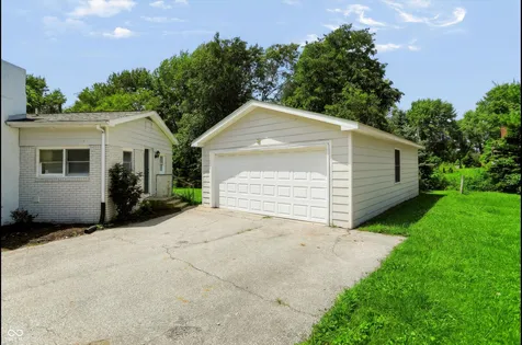 320 W Ash Street Jamestown IN 46147