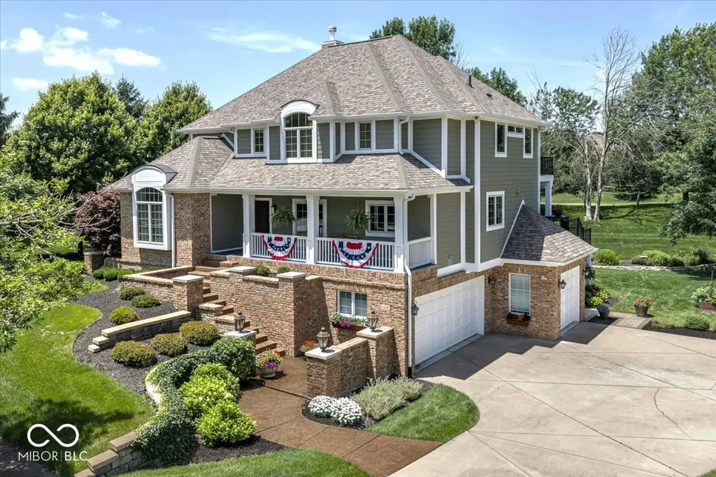 11180 Hawthorn Ridge Fishers IN 46037