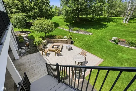 11180 Hawthorn Ridge Fishers IN 46037