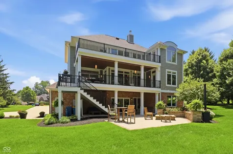 11180 Hawthorn Ridge Fishers IN 46037