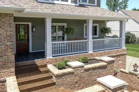 11180 Hawthorn Ridge Fishers IN 46037