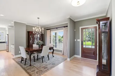 11180 Hawthorn Ridge Fishers IN 46037