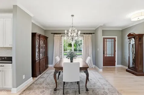 11180 Hawthorn Ridge Fishers IN 46037