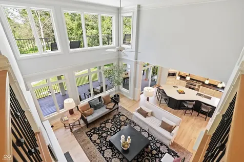 11180 Hawthorn Ridge Fishers IN 46037