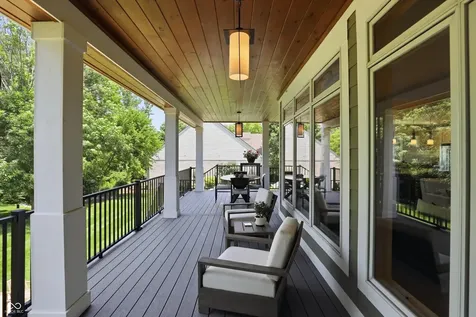 11180 Hawthorn Ridge Fishers IN 46037