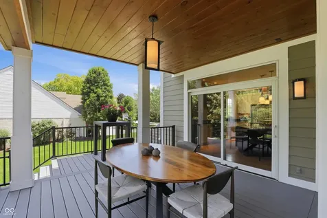 11180 Hawthorn Ridge Fishers IN 46037