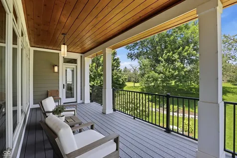 11180 Hawthorn Ridge Fishers IN 46037
