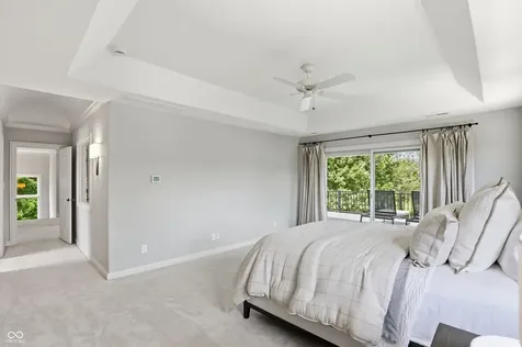 11180 Hawthorn Ridge Fishers IN 46037