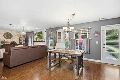 6210 Cradle River Drive Indianapolis IN 46221