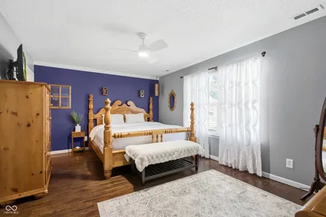 6210 Cradle River Drive Indianapolis IN 46221
