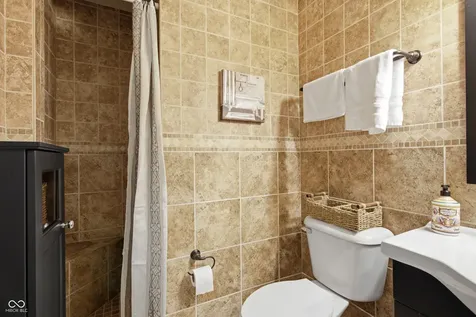 6210 Cradle River Drive Indianapolis IN 46221