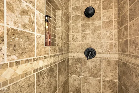 6210 Cradle River Drive Indianapolis IN 46221
