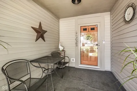 6210 Cradle River Drive Indianapolis IN 46221