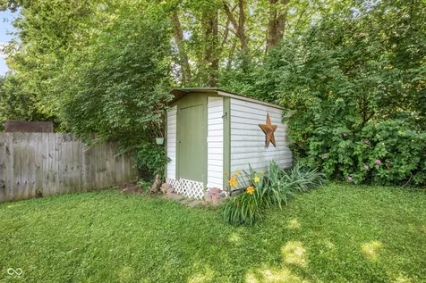 6210 Cradle River Drive Indianapolis IN 46221