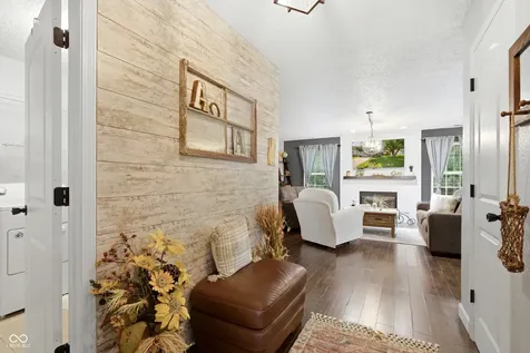 6210 Cradle River Drive Indianapolis IN 46221