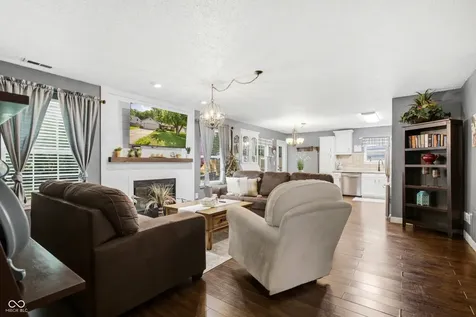 6210 Cradle River Drive Indianapolis IN 46221