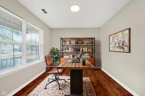 920 Millbrook Drive Avon IN 46123