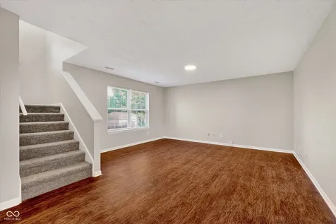 920 Millbrook Drive Avon IN 46123