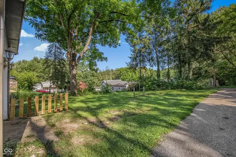 225 E Jackson Knightstown IN 46148