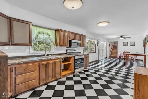 8 Mill Springs Coatesville IN 46121