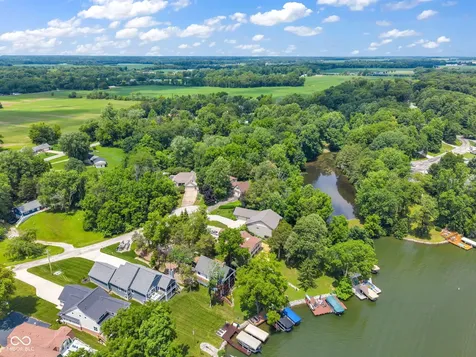 8 Mill Springs Coatesville IN 46121