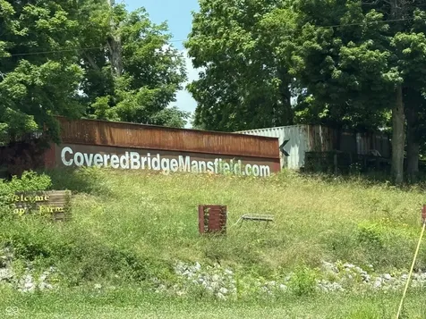 6105 S Mill Road Carbon IN 47837