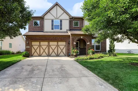 6629 W Deer Hill Drive Mccordsville IN 46055