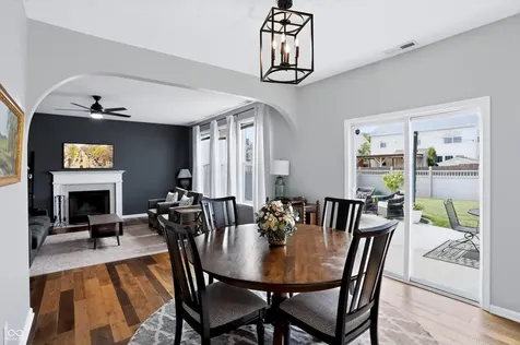 6629 W Deer Hill Drive Mccordsville IN 46055