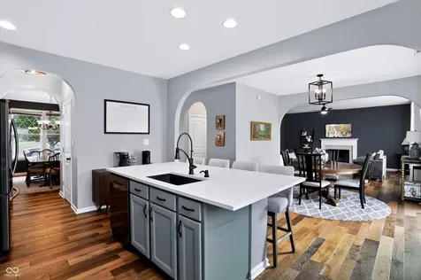 6629 W Deer Hill Drive Mccordsville IN 46055