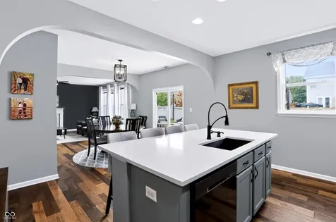 6629 W Deer Hill Drive Mccordsville IN 46055