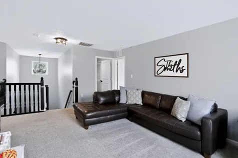 6629 W Deer Hill Drive Mccordsville IN 46055