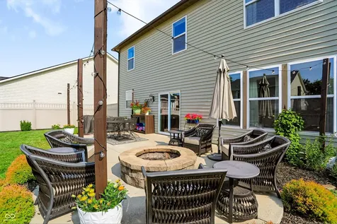 6629 W Deer Hill Drive Mccordsville IN 46055