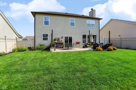 6629 W Deer Hill Drive Mccordsville IN 46055