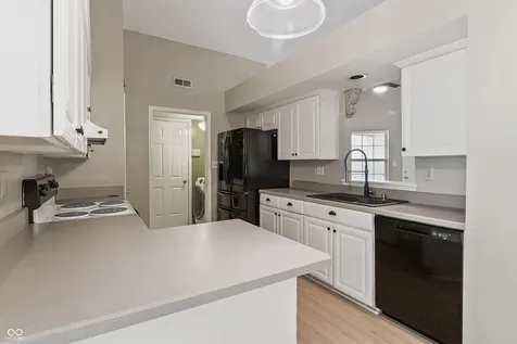 323 Lake Ridge Lane Greenwood IN 46142