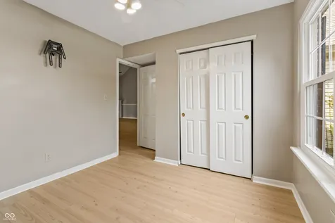 323 Lake Ridge Lane Greenwood IN 46142