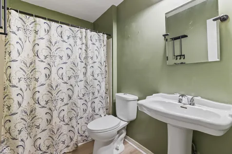 323 Lake Ridge Lane Greenwood IN 46142