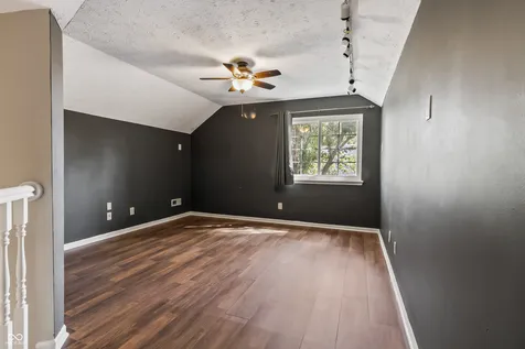 323 Lake Ridge Lane Greenwood IN 46142