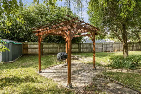 323 Lake Ridge Lane Greenwood IN 46142