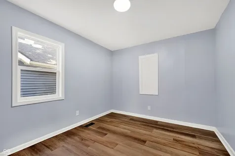423 N Holmes Avenue Indianapolis IN 46222
