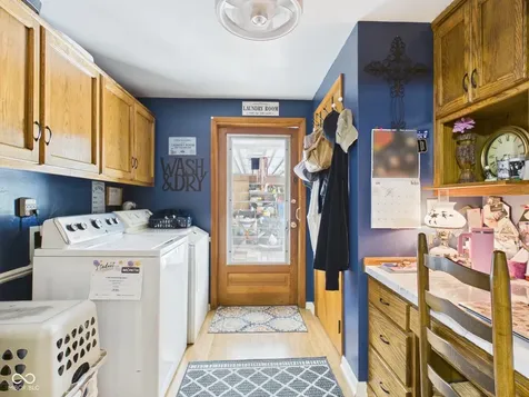 2948 E 100 S Anderson IN 46017