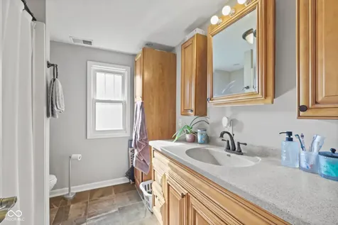 8666 Bear Creek Road Morgantown IN 46160