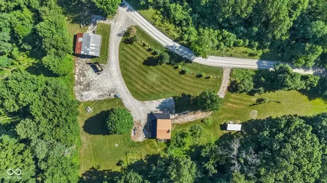 8666 Bear Creek Road Morgantown IN 46160