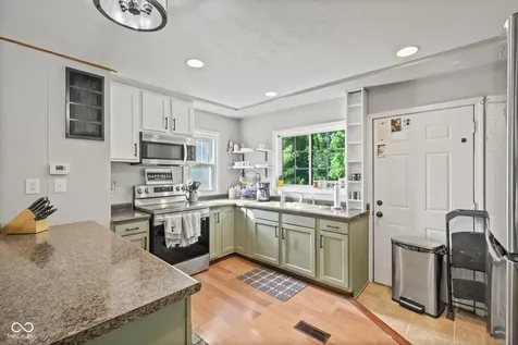 8666 Bear Creek Road Morgantown IN 46160