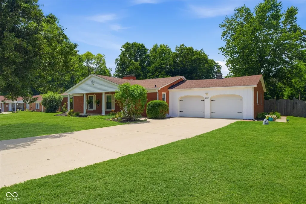 2307 Starlight Drive Anderson IN 46012