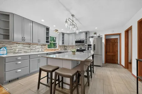 2307 Starlight Drive Anderson IN 46012