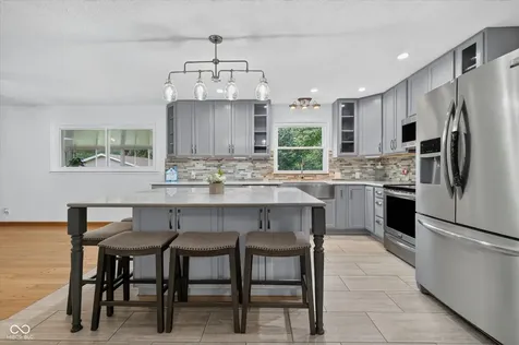 2307 Starlight Drive Anderson IN 46012