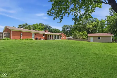 2307 Starlight Drive Anderson IN 46012
