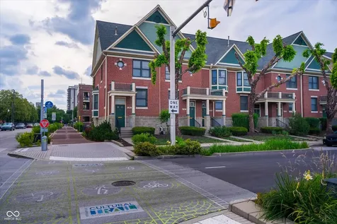 706 N East Street Indianapolis IN 46202